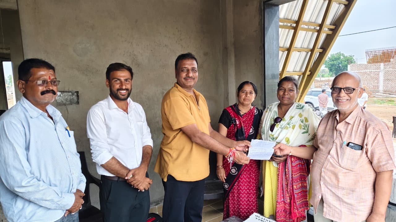 ओंकारेश्वर में साकार हो रहा मध्य प्रदेश का पहला रिसॉर्ट थीम प्रोजेक्ट: बालाजी ग्रुप के &amp;amp;#039;श्री कृष्णा बालाजी नगर में एस.के. जैन ने बुक किया फुली फर्निश्ड विला no 40, मिला 5% फेस्टिव डिस्काउंट**